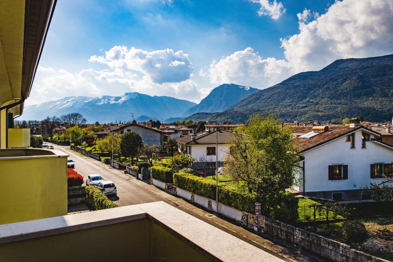 Appartamento Borgo Peschiere Maniago Esterno foto