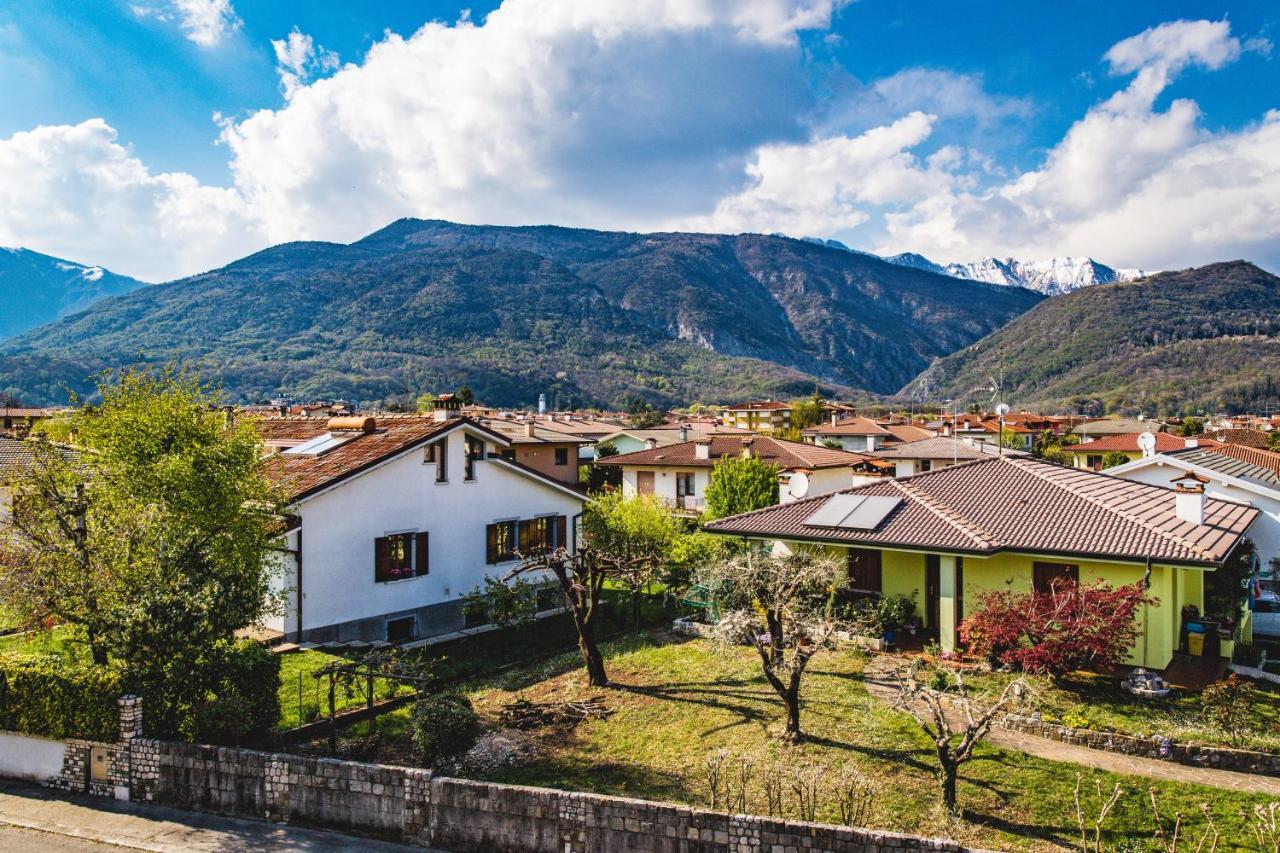 Appartamento Borgo Peschiere Maniago Esterno foto