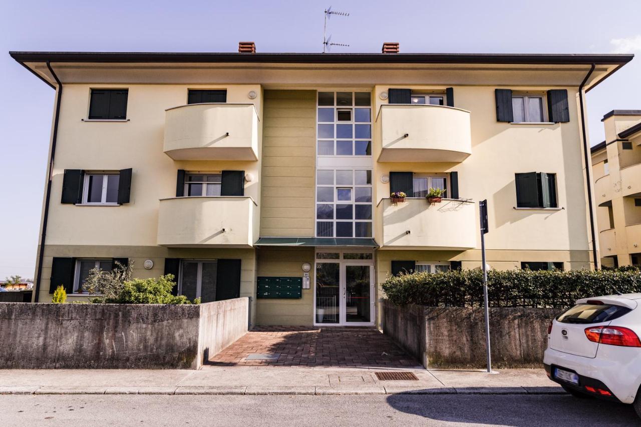 Appartamento Borgo Peschiere Maniago Esterno foto