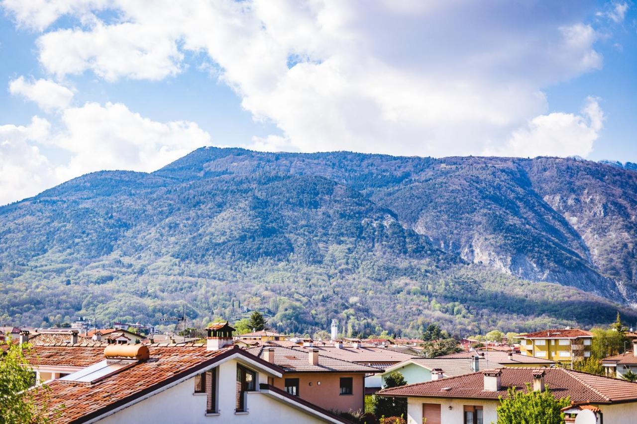 Appartamento Borgo Peschiere Maniago Esterno foto