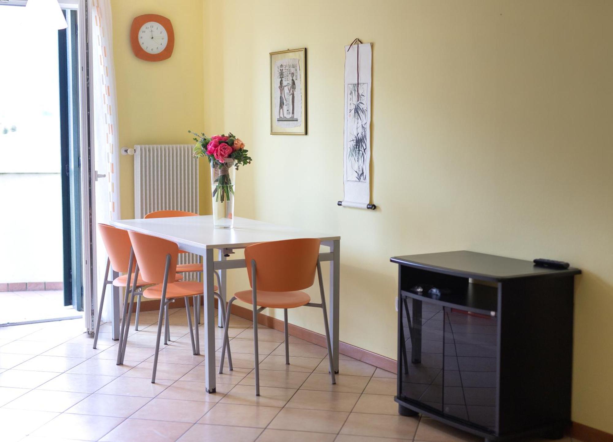 Appartamento Borgo Peschiere Maniago Esterno foto